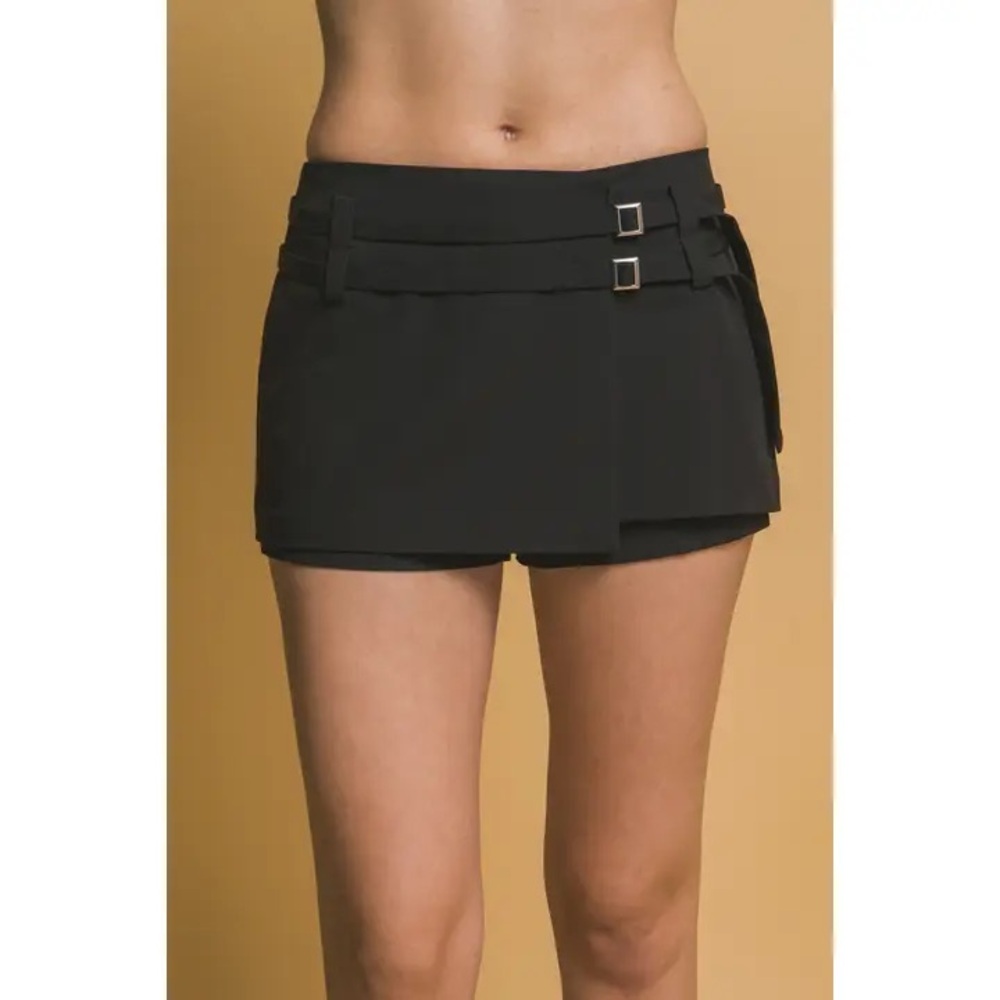 NWT Forever 21 3X Black Belted Mini Skort
